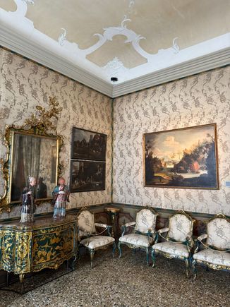 Another elegant room in Ca' Rezzonico