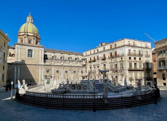 A few blocks to the southwest is Fontana Pretoria. It was originally created in Florence in the 1500s and moved to Palermo in 1574. 
