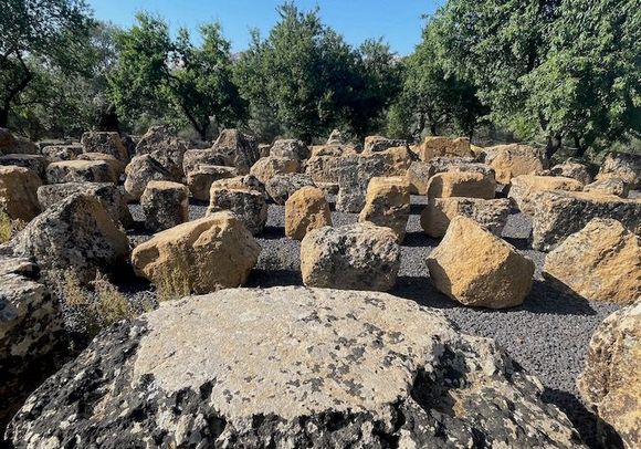 Temple of Zeus is the largest but mostly in ruins
