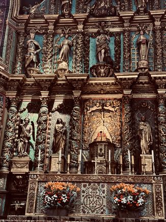 Church altar, St Jean the Luz