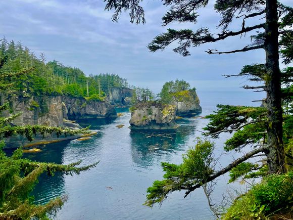 The end of the trail looks out on all of these rock formations.  Really beautiful, plus we had good weather, not sunny but no rain.