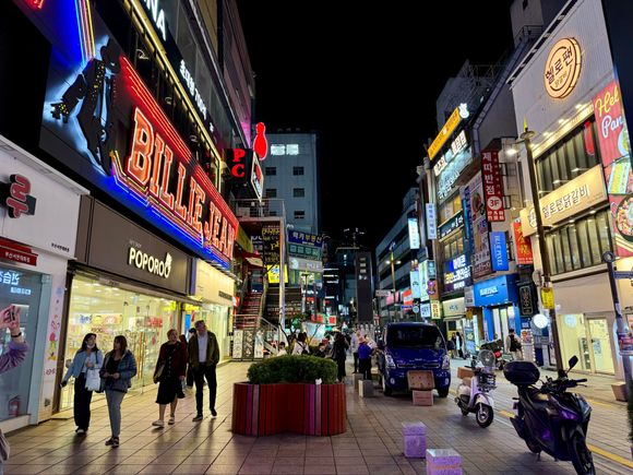 Streets are full of neon