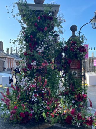 The front gate arrangement at the Show. 