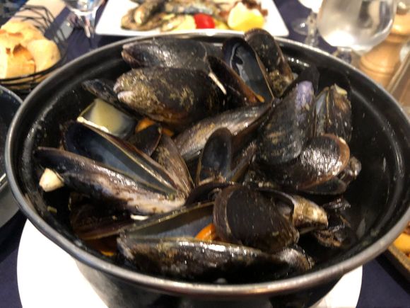 Delicious moules et frites