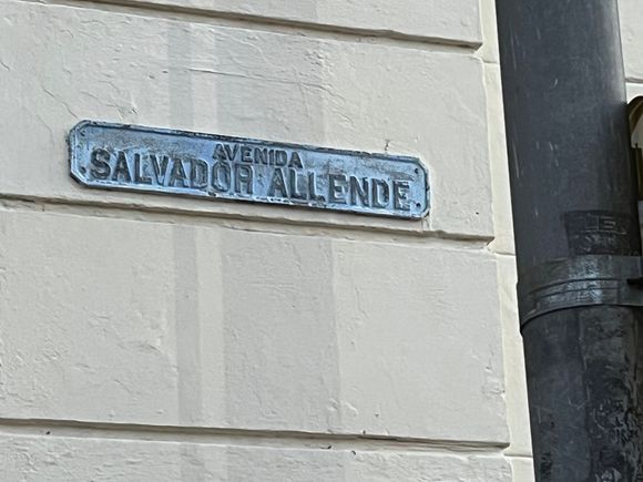 An interesting multi-lane street in Havana.