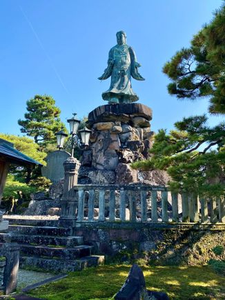 The Meiji monument, honoring warriors who died in the Satsuma rebellion, 