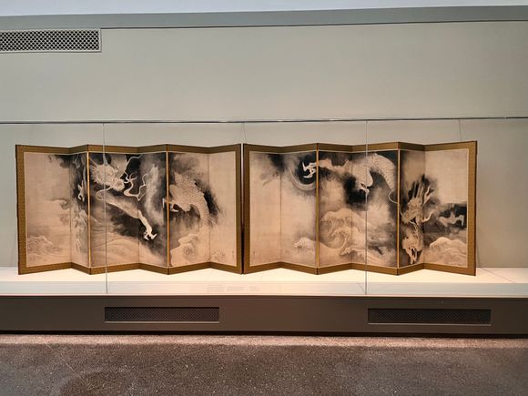 Dragon screens at the National Asian Art Museum