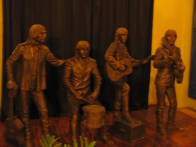 Like other places in Cuba, Camagu�y has its own Beatle bar. I seem to have a lot of video of Cubans singing Beatle/Lennon songs from this trip. It must have been around the time of the anniversary of Lennons death.