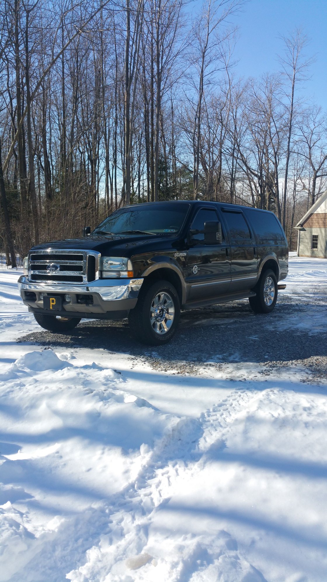 2002 Ford Excursion - 2002 Ford Excursion V10 4x4 Limited Ultimate - 53,000 Miles - $19,995 - Used - VIN 1FMNU43S52EB70855 - 53,000 Miles - 10 cyl - 4WD - Automatic - SUV - Black - Altoona, PA 16602, United States