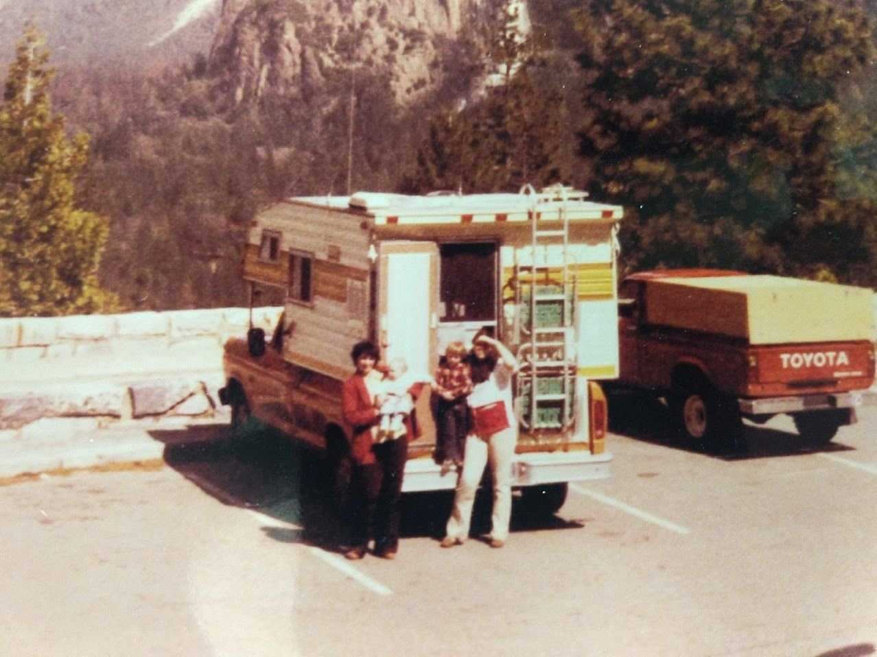 Chevy Rockers in Ford 300 inline 6 Ford Truck Enthusiasts Forums