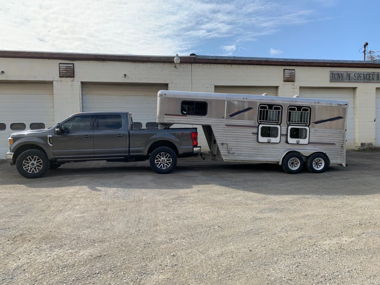 Gooseneck (horse) trailer lift to clear? Ford Truck Enthusiasts Forums