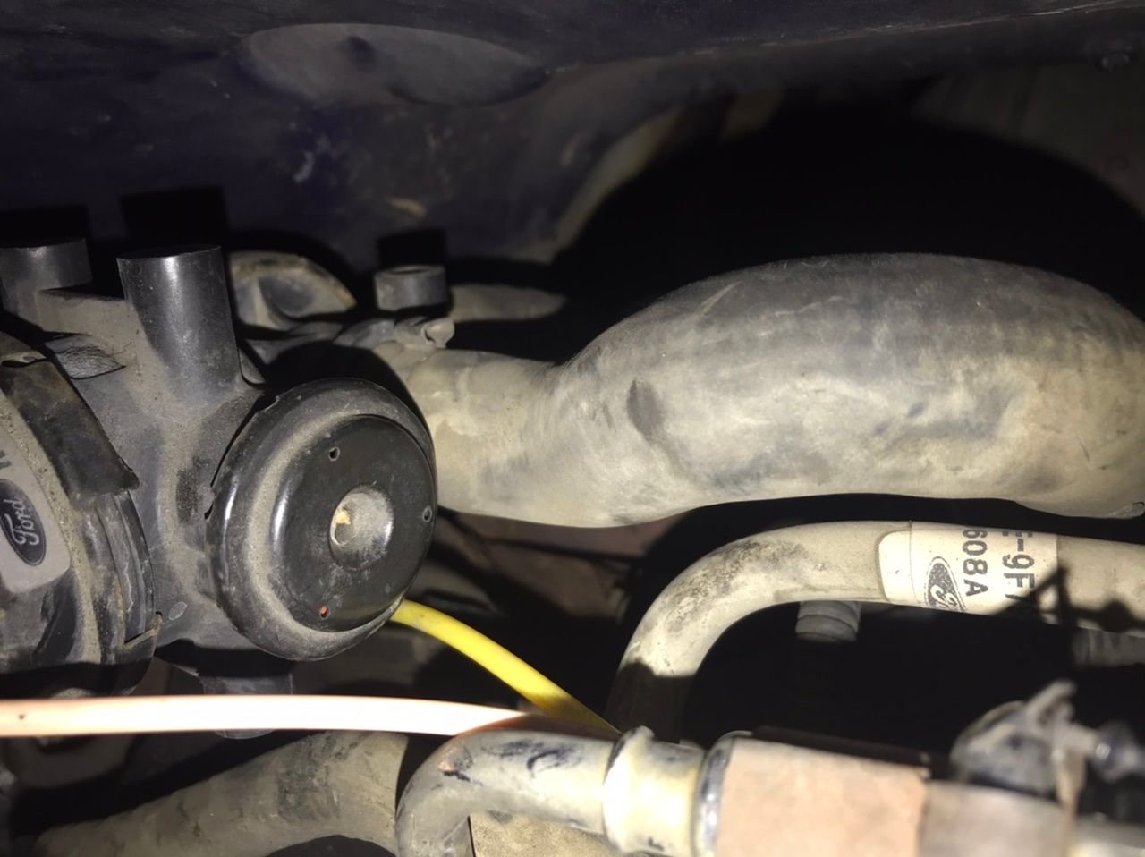 Air Leak Front Diverter Valve behind Intake Ford Truck Enthusiasts Forums