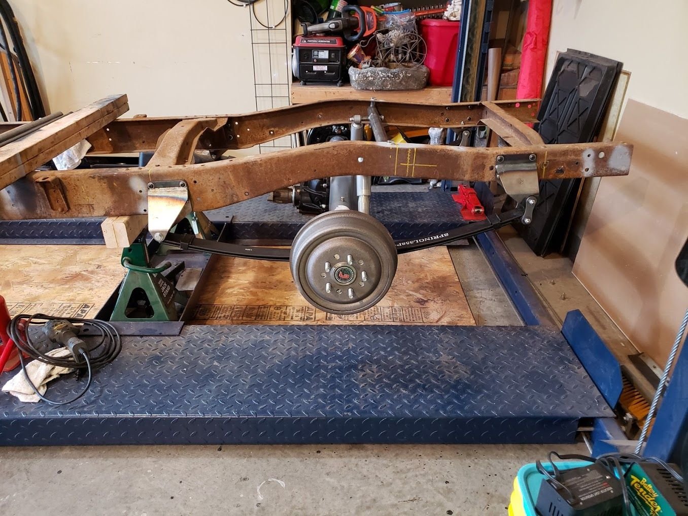 Heidts 4 link rear suspension for 1954 ford F100 Ford Truck