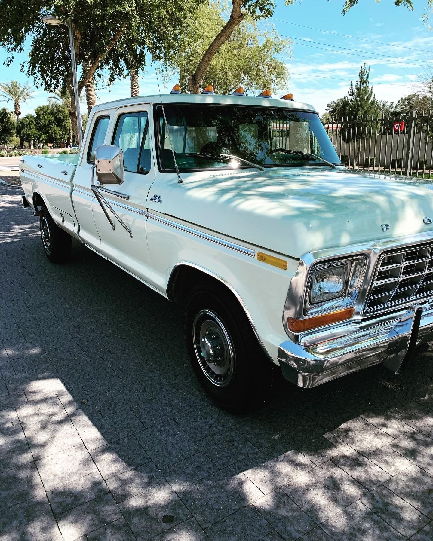 Exterior Body Parts - 1978 Ford F-250 long bed Trim, great condition - Used - 1976 to 1979 Ford F-250 - Orlando, FL 32712, United States