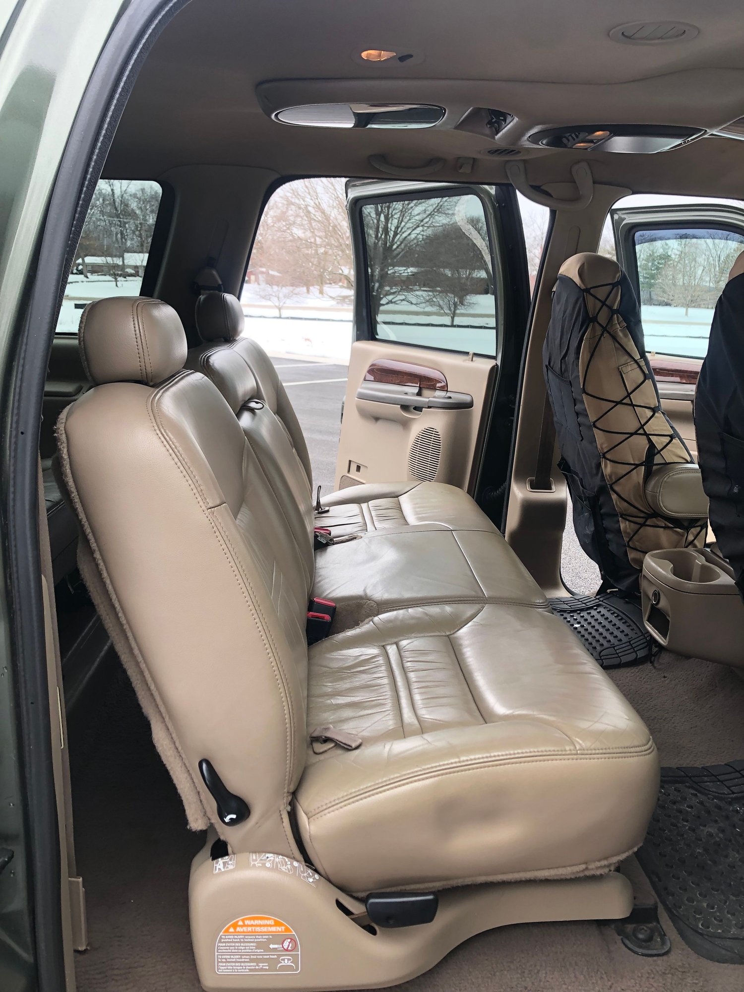 2000 Ford Excursion - 2000 Ford Excursion - Used - VIN 1FMNU43S7YEB39924 - 181,973 Miles - 10 cyl - 4WD - Automatic - SUV - Other - Rockford, IL 61101, United States