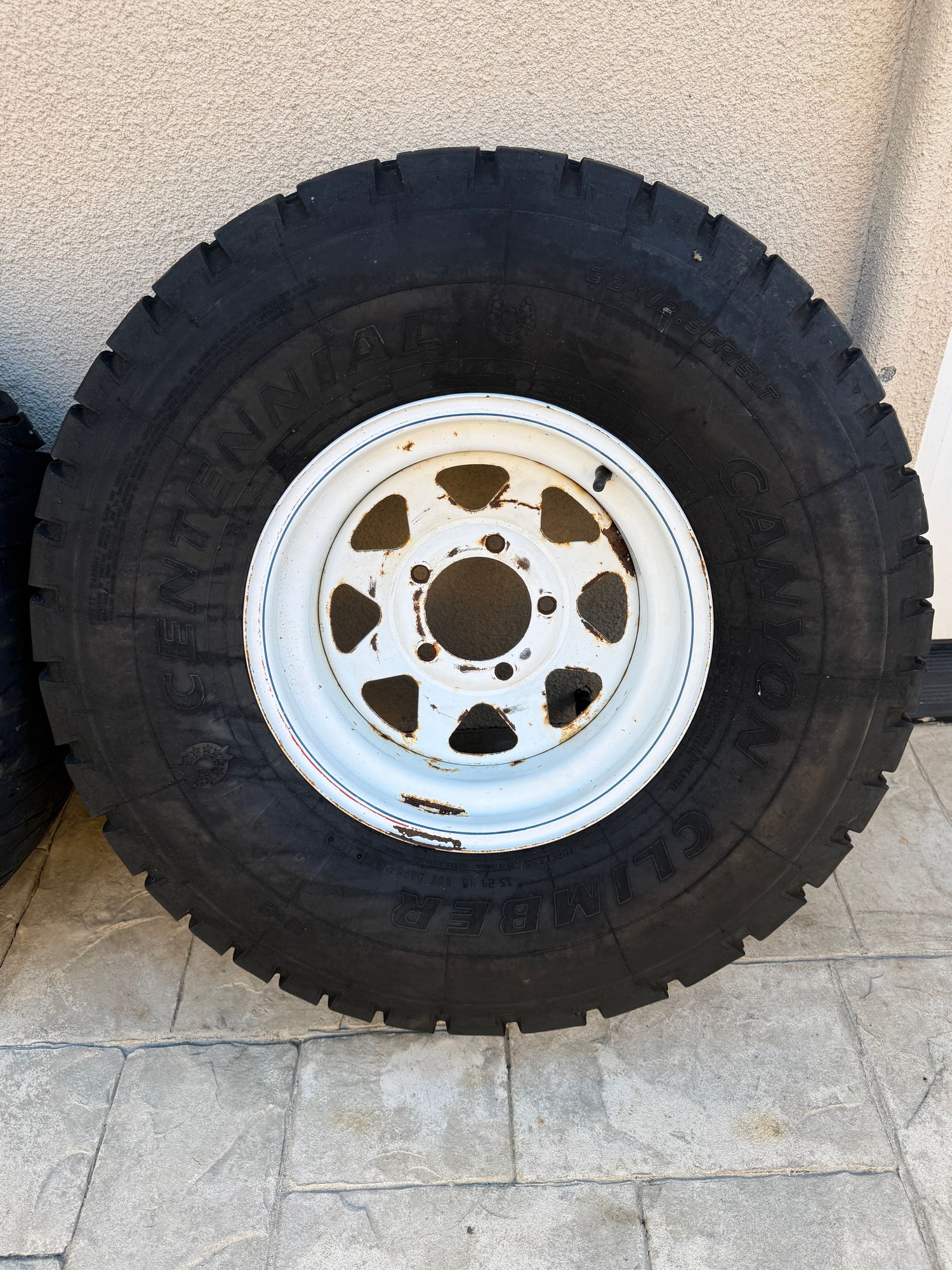 Wheels and Tires/Axles - Set of 5 Vintage wagon wheels 15x8.5, 5x5.5, F100, F250, Bronco, Jeep, with worn tires - Used - -1 to 2026  All Models - Los Altos, CA 94024, United States