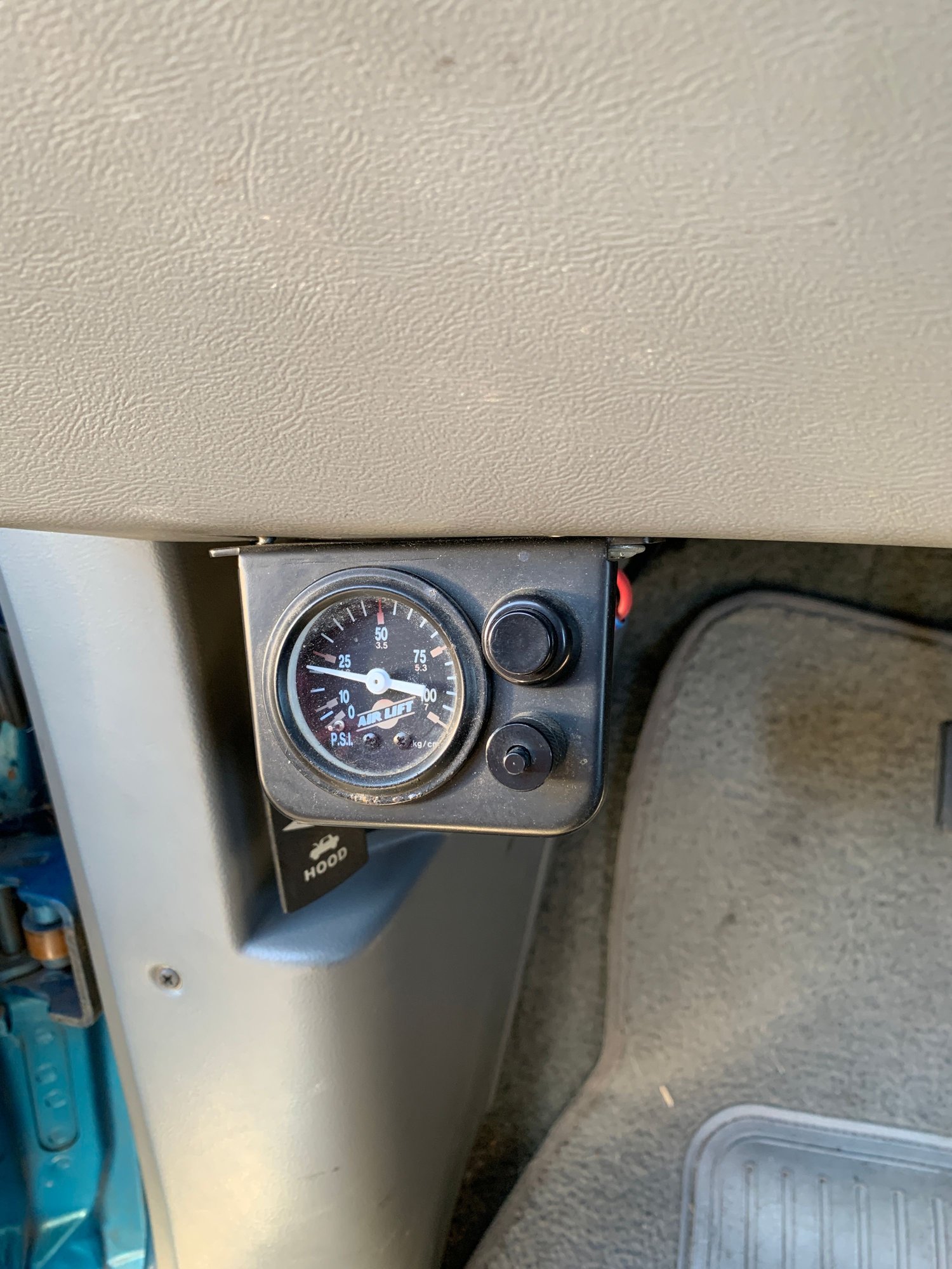 1995 Ford Aerostar - 1995 4X4 Aerostar Camper - Used - VIN 1FMDA41X6SZB15360 - 140,000 Miles - 6 cyl - 4WD - Automatic - Van - Blue - San Diego, CA 92129, United States