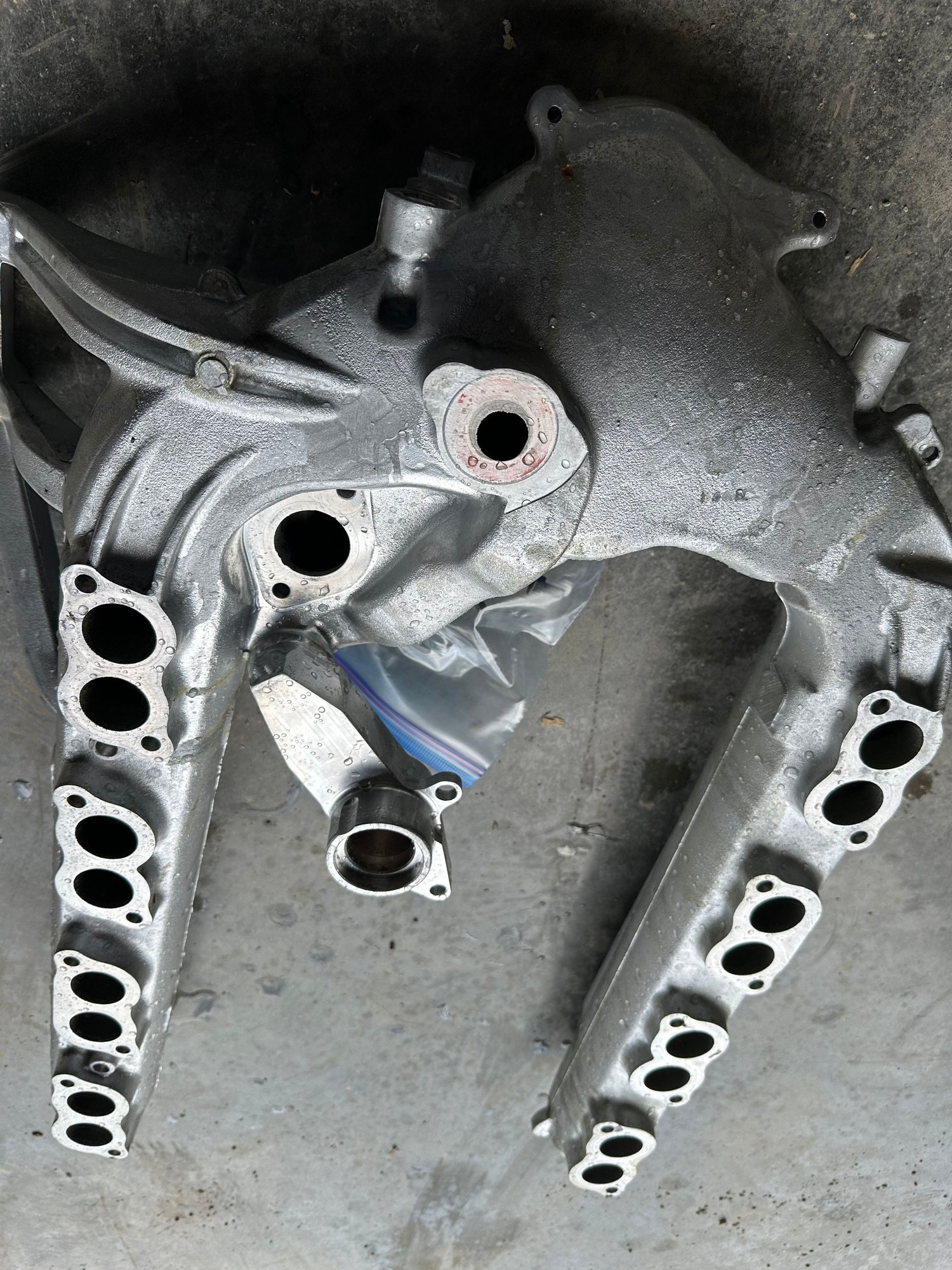 Engine - Intake/Fuel - 6.0 PSD intake - TIG welded coolant - Used - 2004 to 2007 Ford F Super Duty - Siloam Springs, AR 72761, United States