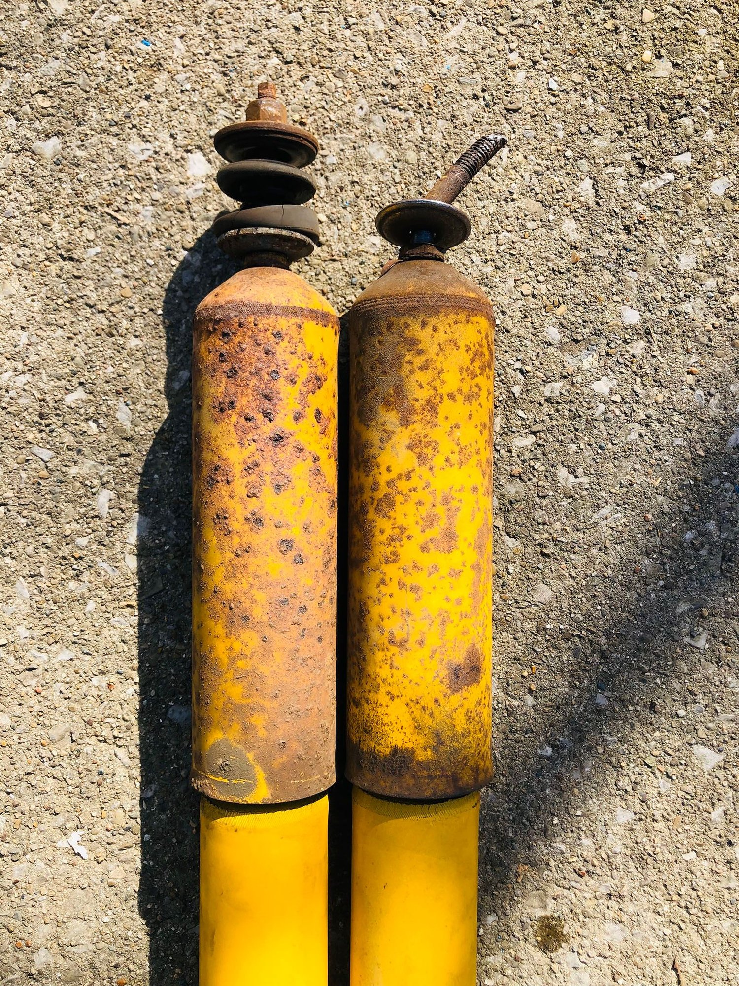 Old shocks were in bad shape. Most took many seconds to go from fully compressed to relaxed