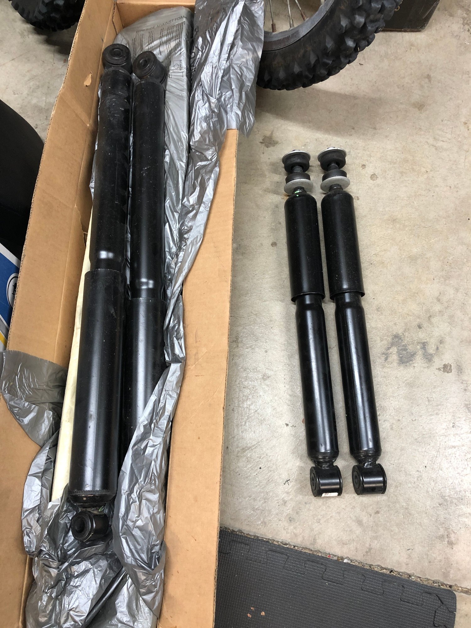 Steering/Suspension - FX4 Shocks off '21 F-250 - Used - 2020 to 2021 Ford F-250 Super Duty - Lake Forest, CA 92630, United States