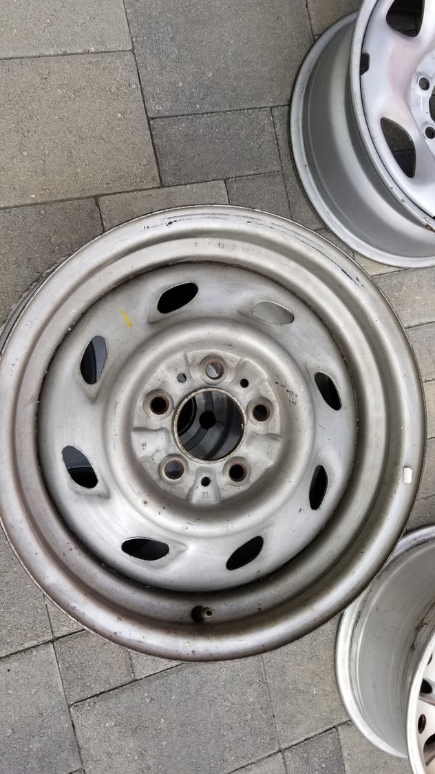 Wheels and Tires/Axles - 1998 Explorer Wheels - Used - 1991 to 2001 Ford Explorer - Pasadena, CA 91106, United States