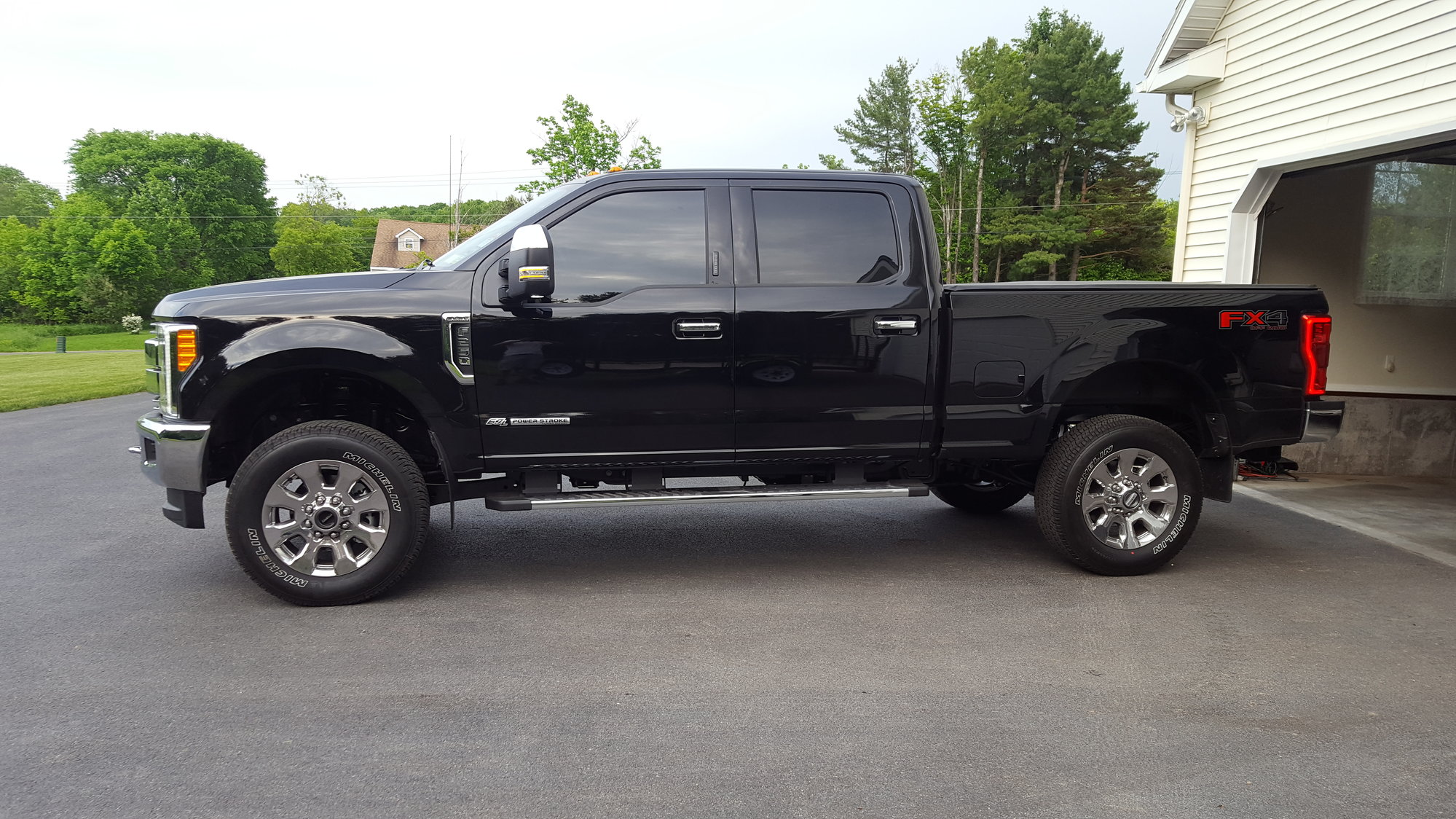 2018 f250 with new rims and 35" tires, tires seem small? 