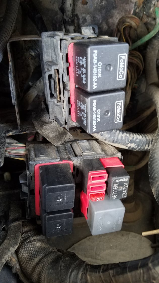 What do these fuses control under hood? Pic included - Ford Truck