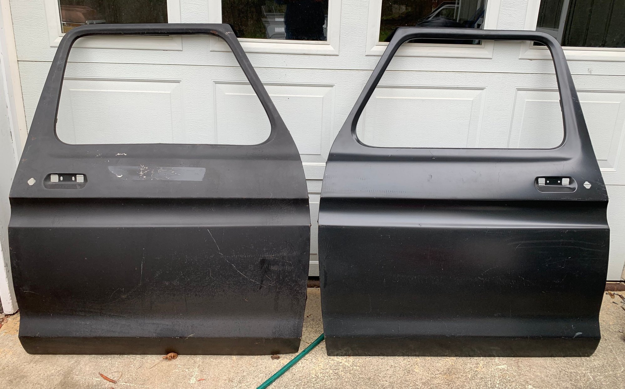 Exterior Body Parts - Pair of 73-79 Original Ford NOS Door Skins - D9TZ-1020200-A & D9TZ-1020201-A - New - 1973 to 1979 Ford F Series - Binghamton, NY 13904, United States