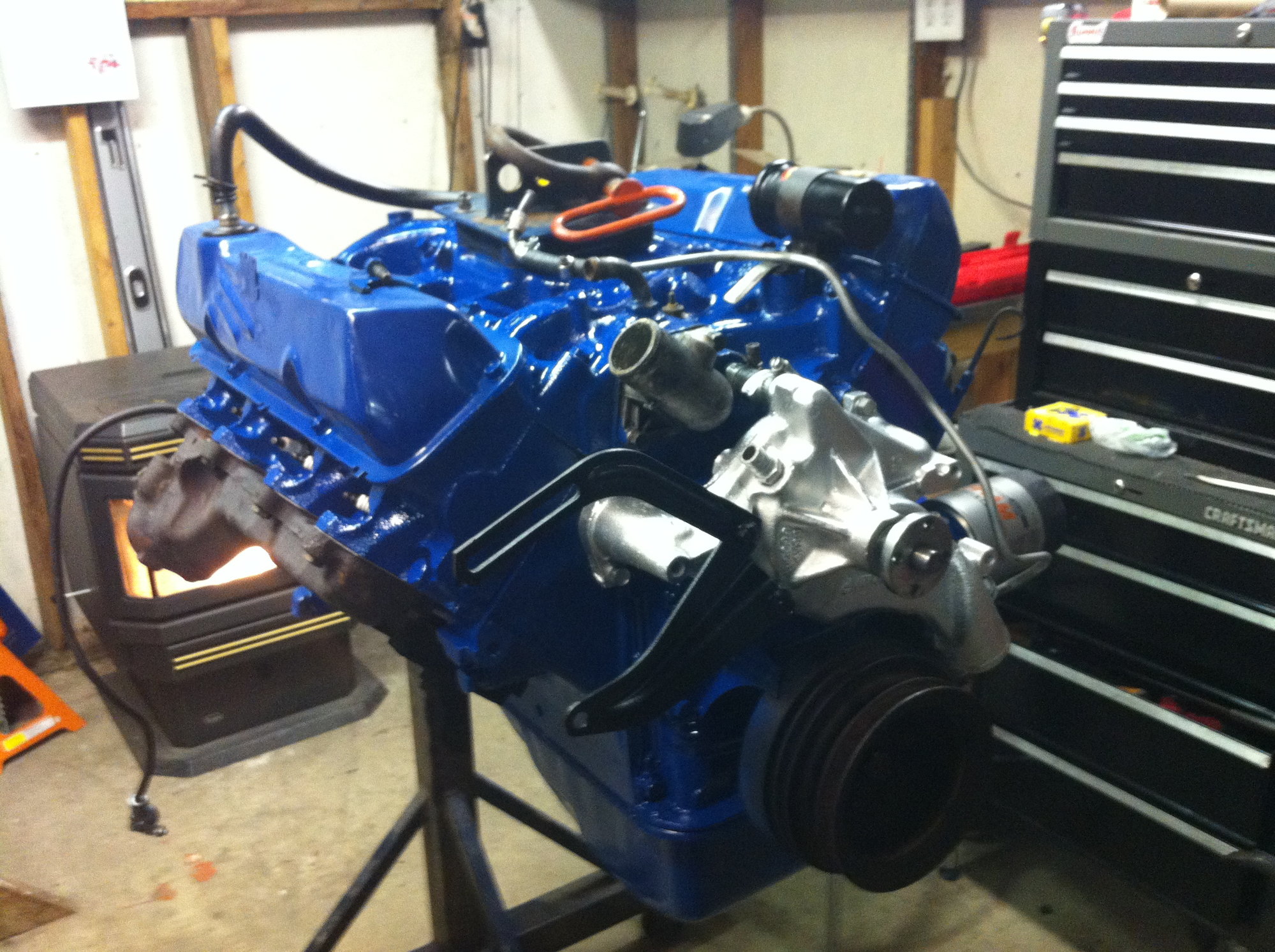 need pics of engines in Ford blue,Corporate blue,med. blue - The   Forums