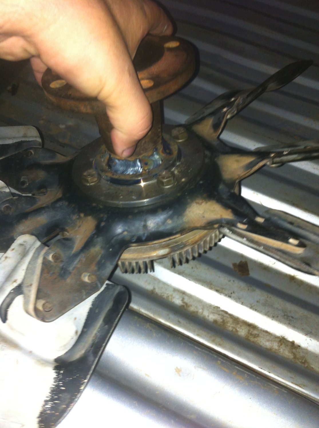 Bad fan clutch 1991 F600 6.6l Ford Truck Enthusiasts Forums