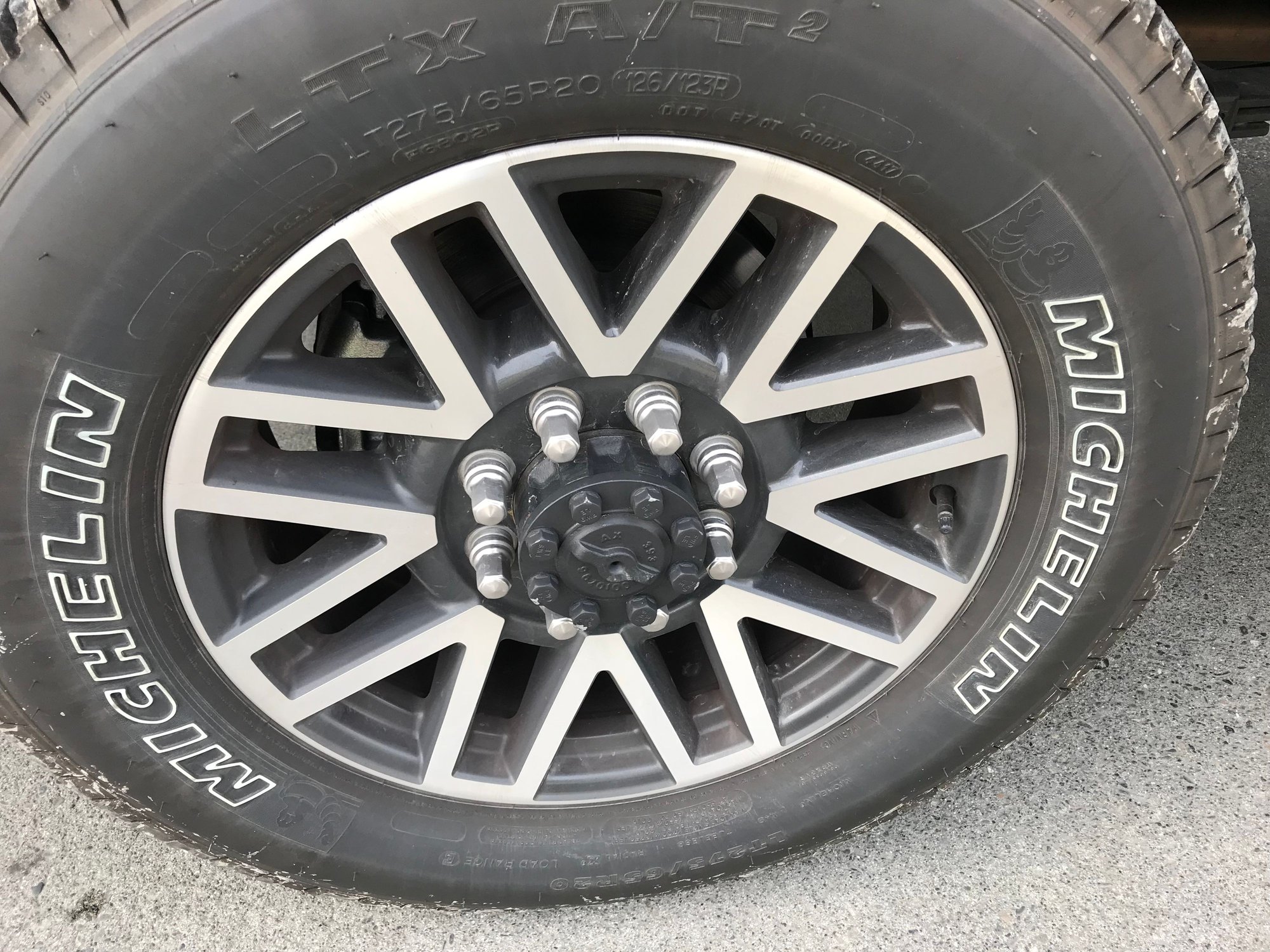 Hub Cap Fell Off Ford Truck Enthusiasts Forums