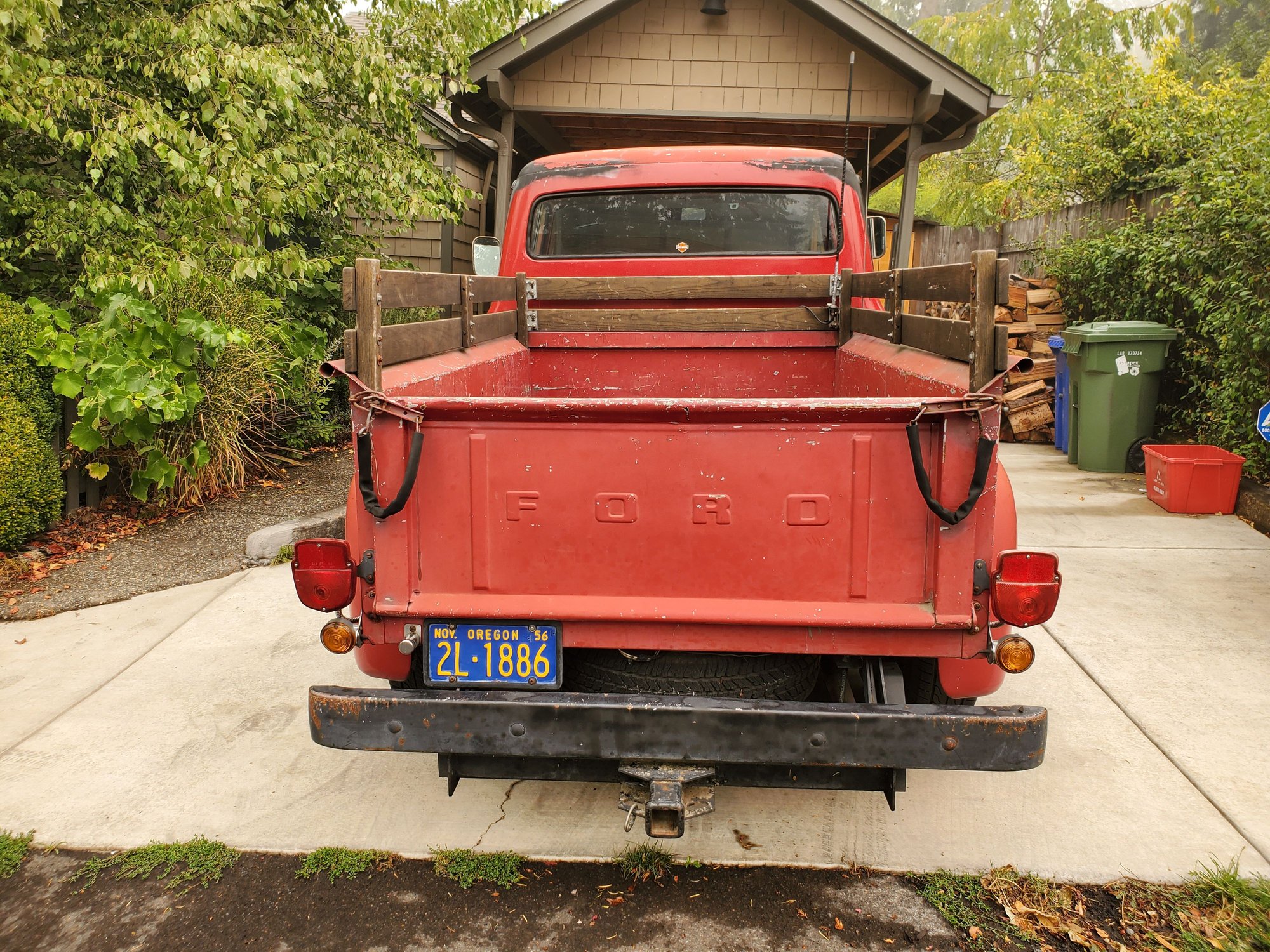 1956 Ford F-100 - 1956 FORD F100 Pickup Truck   Mostly Stock, 302 V8 from a Torino  C4 Automatic, Dana 60 - Used - VIN F10D6R-15488 - 8 cyl - 2WD - Automatic - Truck - Red - Eugene, OR 97405, United States