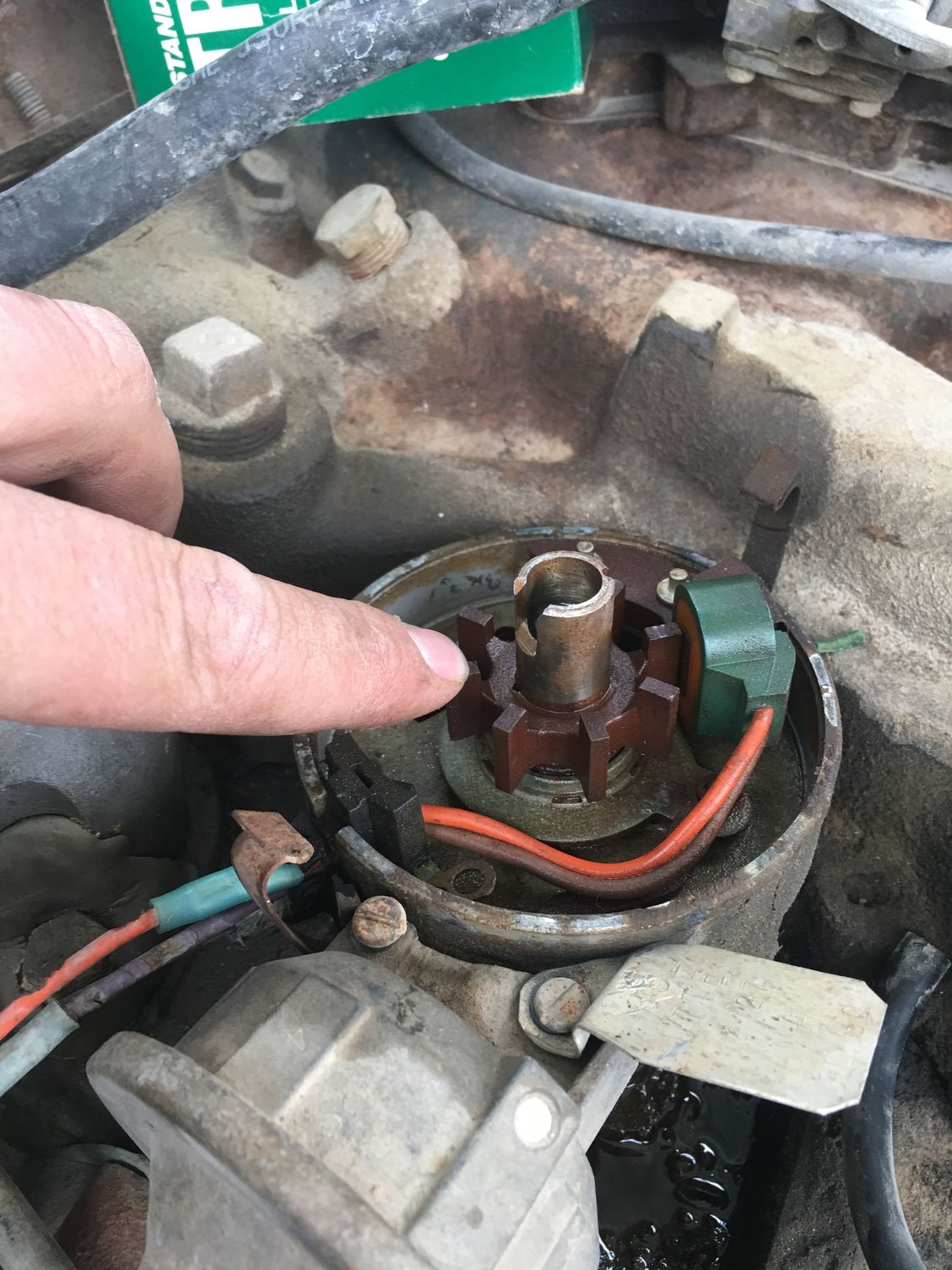 How to replace the pickup on a 1979 F350 6.6 on the distributor