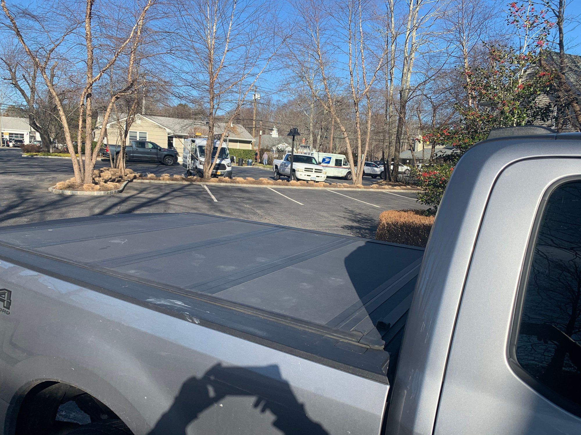 Accessories - Bakflip mx4 bed cover - Used - 2017 to 2020 Ford F-250 Super Duty - Hampton Bays, NY 11946, United States