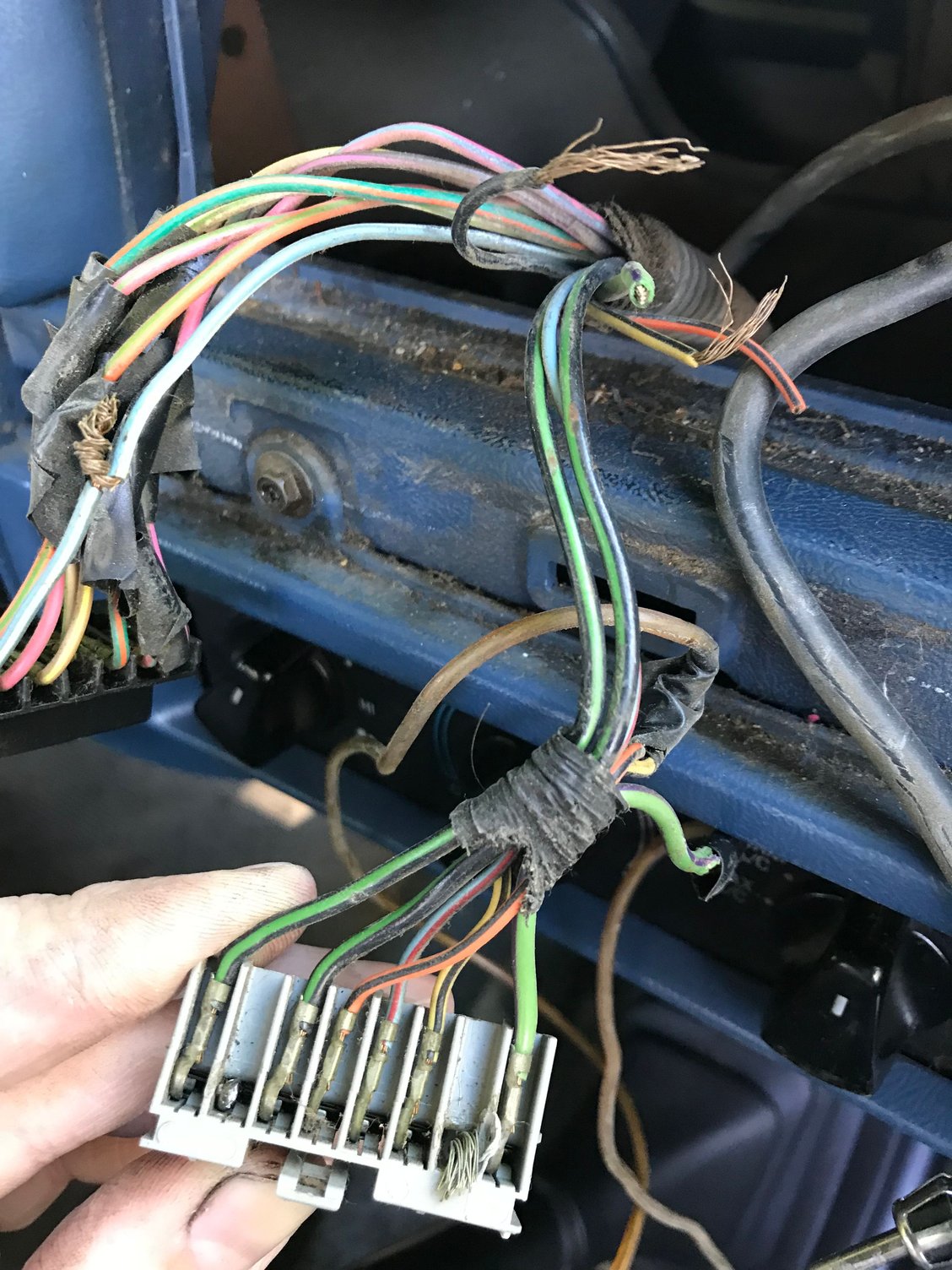 Stereo wiring question - Ford Truck Enthusiasts Forums
