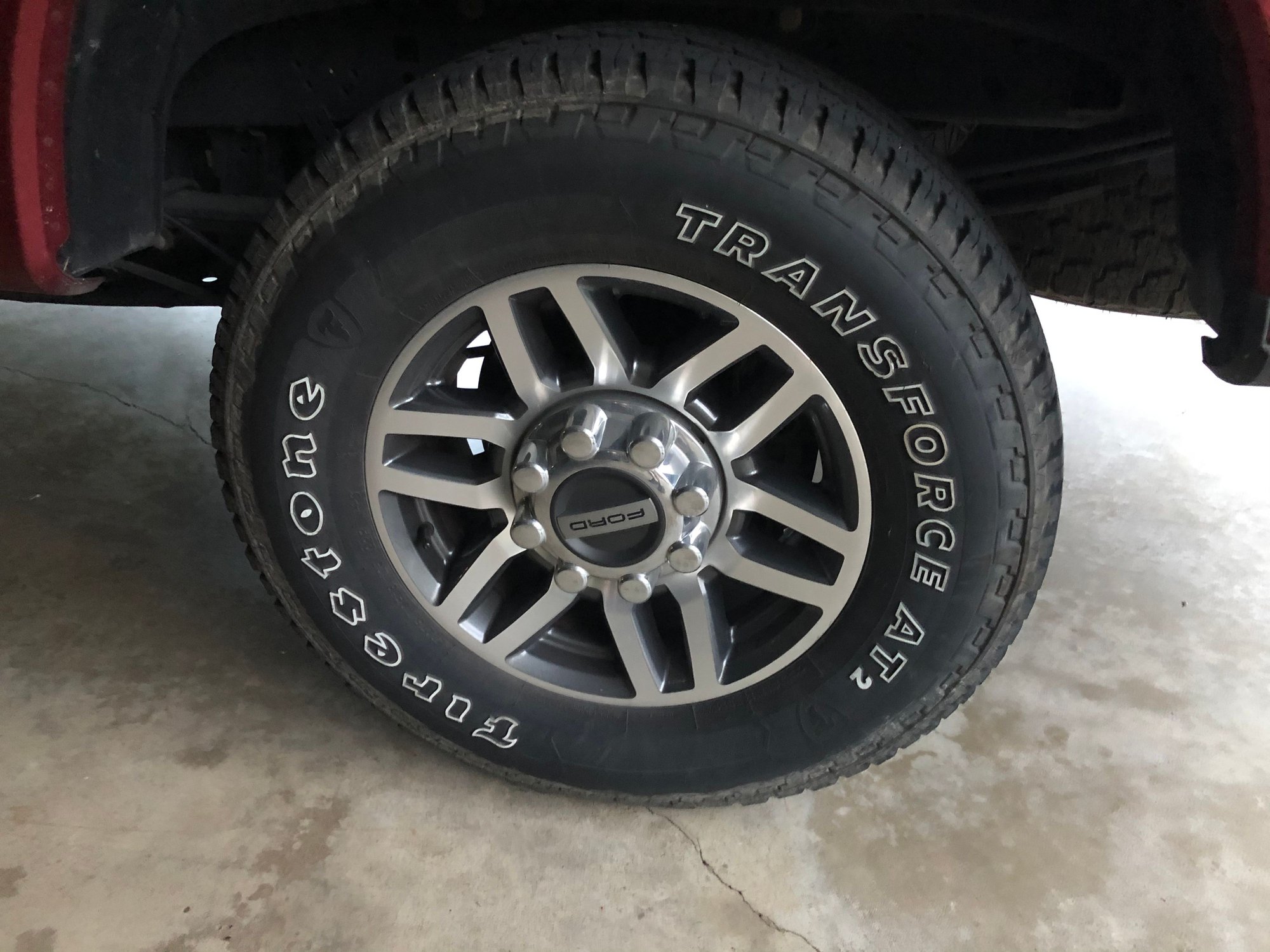 Wheels and Tires/Axles - Lariat 18" wheels and tires - Used - 2005 to 2020 Ford 3/4 Ton Pickup - 2005 to 2020 Ford 1 Ton Pickup - Cape Girardeau, MO 63701, United States
