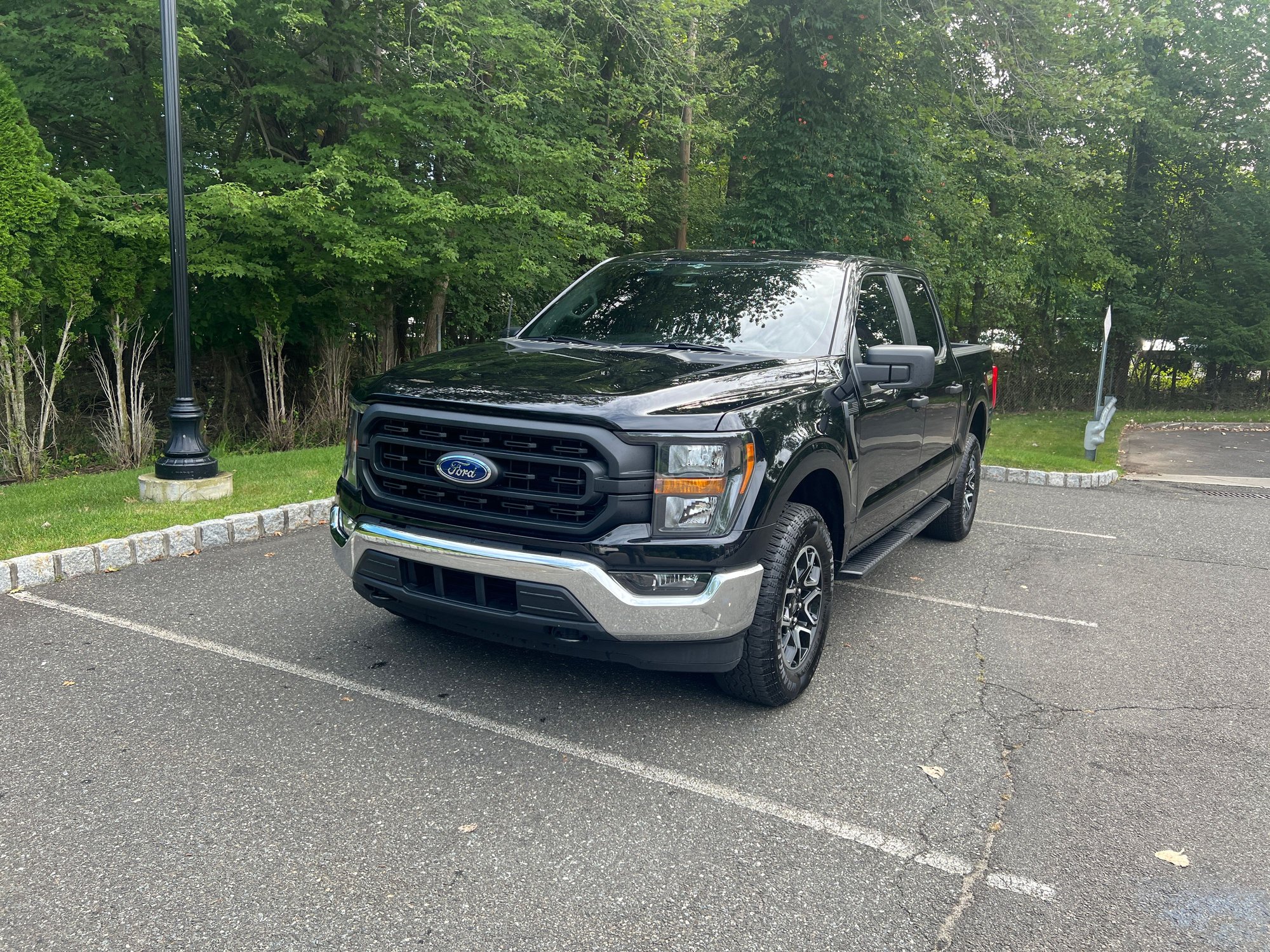 2023 Ford F-150 - Lease swap; 2023 F150, XL - Used - VIN 1FTEW1EP6PKD45287 - 7,700 Miles - 6 cyl - 4WD - Automatic - Truck - Black - Westwood, NJ 07675, United States