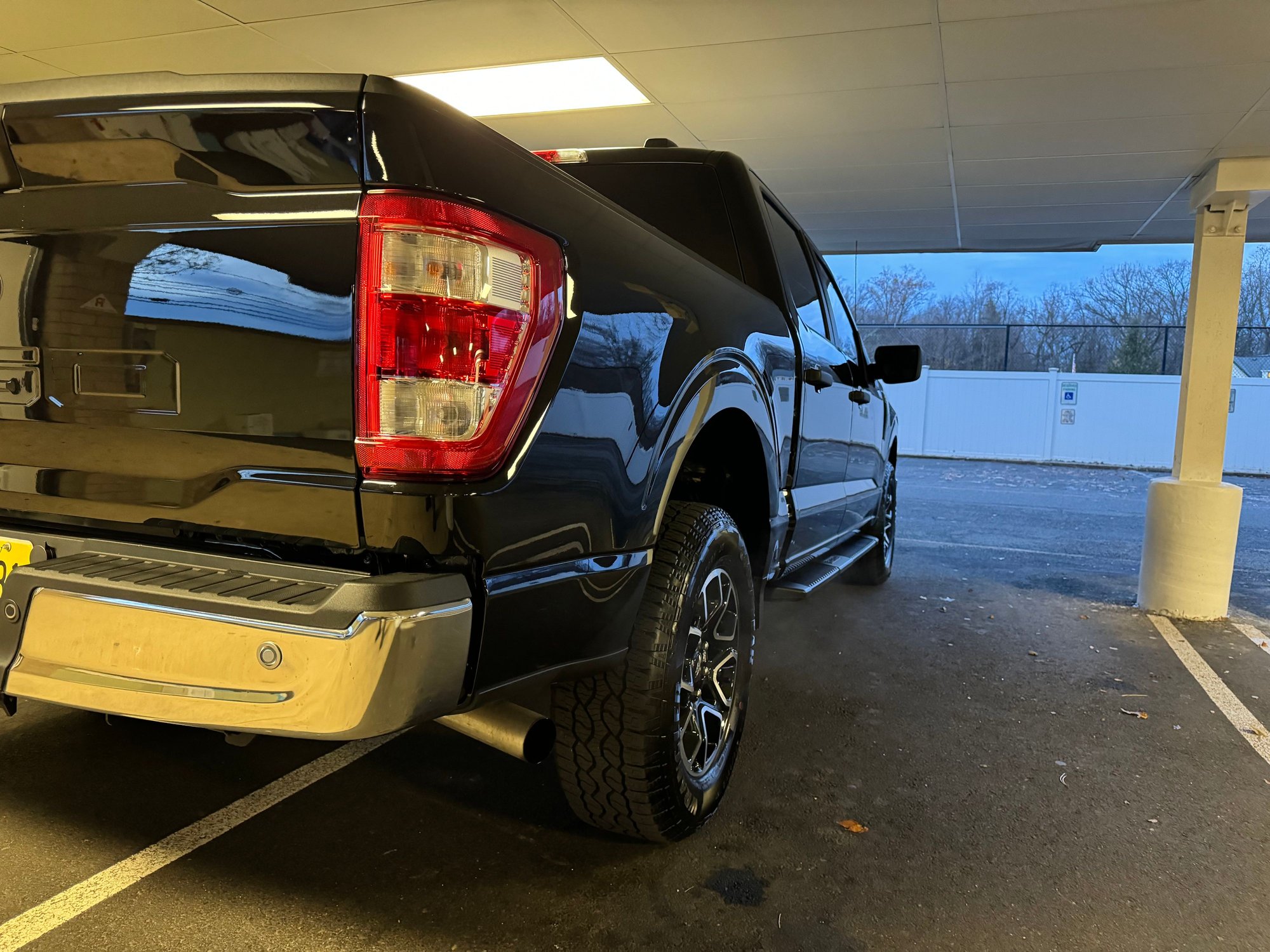 2023 Ford F-150 - Lease swap; 2023 F150, XL - Used - VIN 1FTEW1EP6PKD45287 - 7,700 Miles - 6 cyl - 4WD - Automatic - Truck - Black - Westwood, NJ 07675, United States
