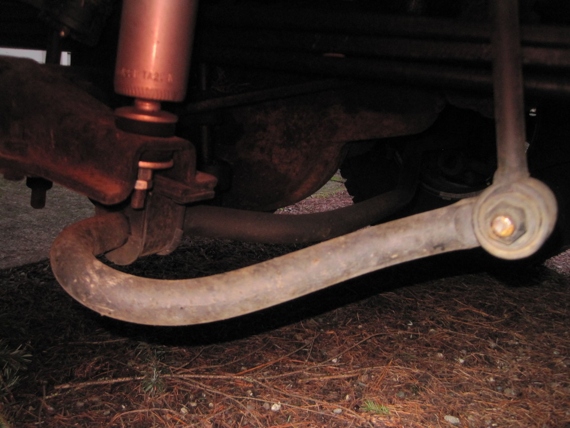 Can someone please post F250/350 Sway Bar Pics? Ford Truck