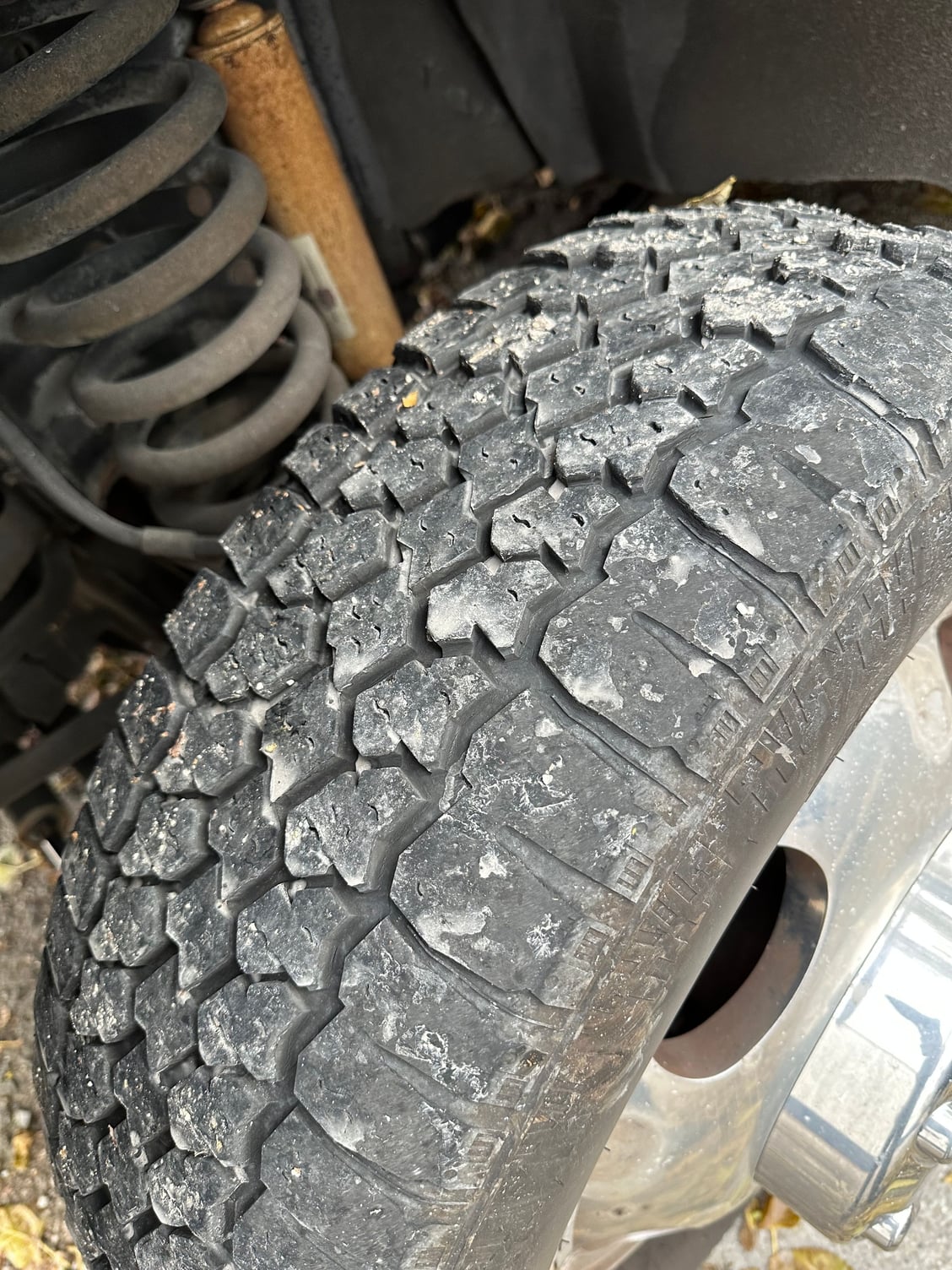 How to Read Tire Wear Patterns & Improve Your Safety | Firestone Complete  Auto Care