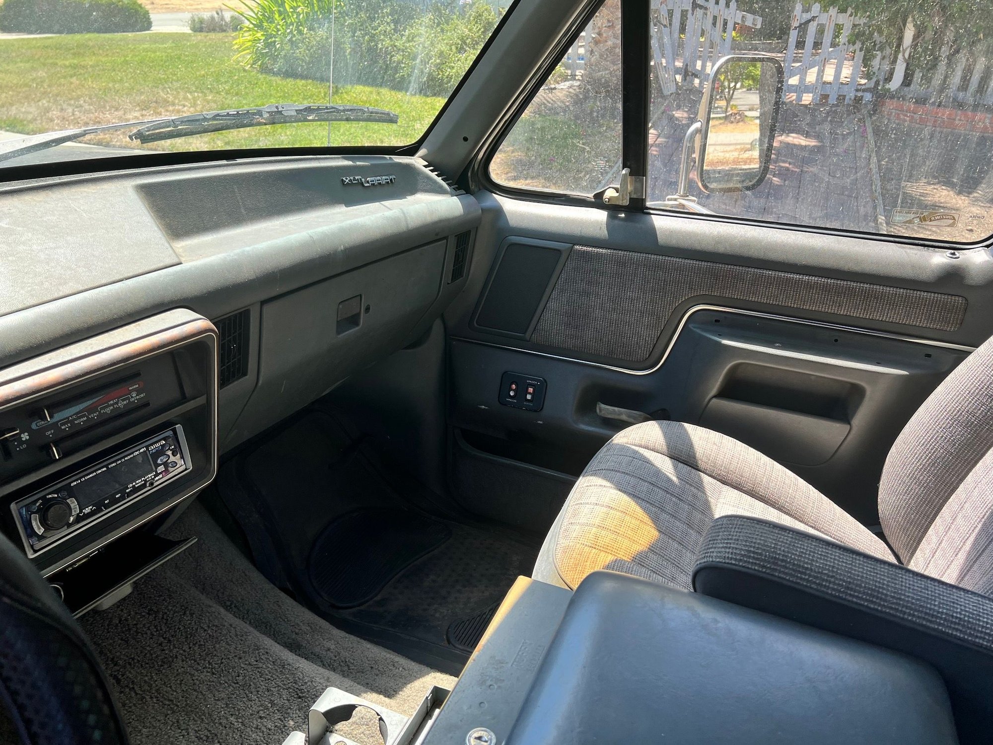 1990 Ford F-250 - 1990 Ford F250 4x4 Extended Cab 7.3l Diesel IDI LWB Lariat - Used - VIN 1FTHX26M5LKB49582 - 8 cyl - 4WD - Automatic - Truck - Black - San Jose, CA 95119, United States