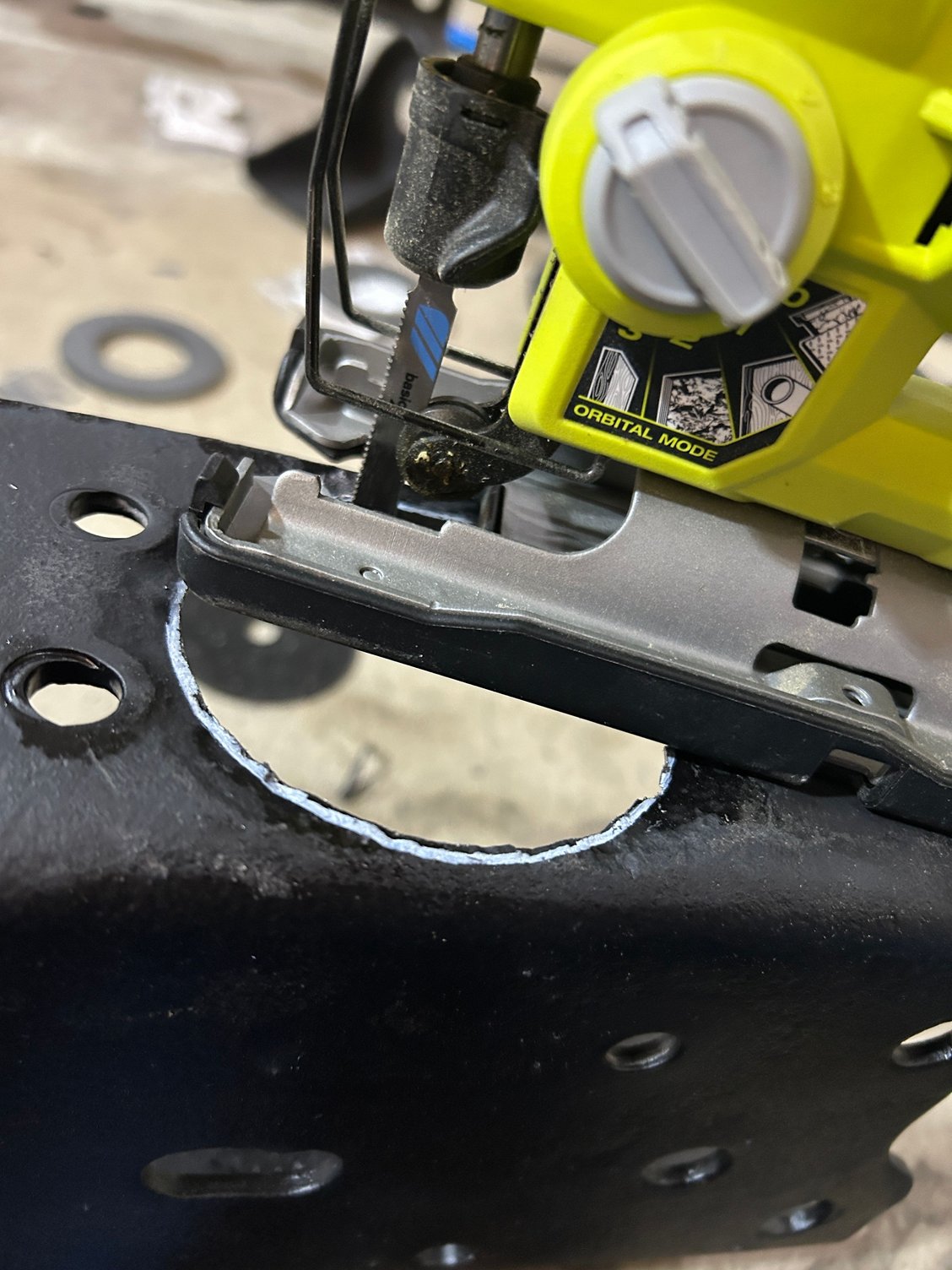 jigsaw goes through 1/32