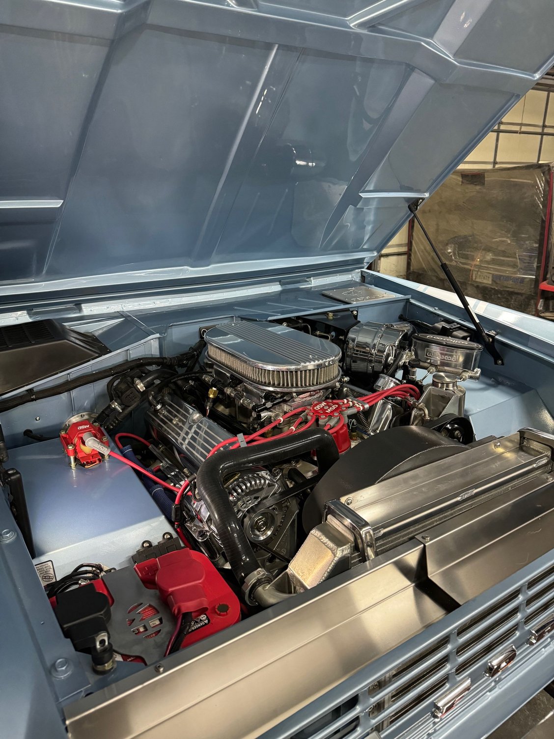 408 stroker, dual sniper fuel injection, 5 speed manual transmission.