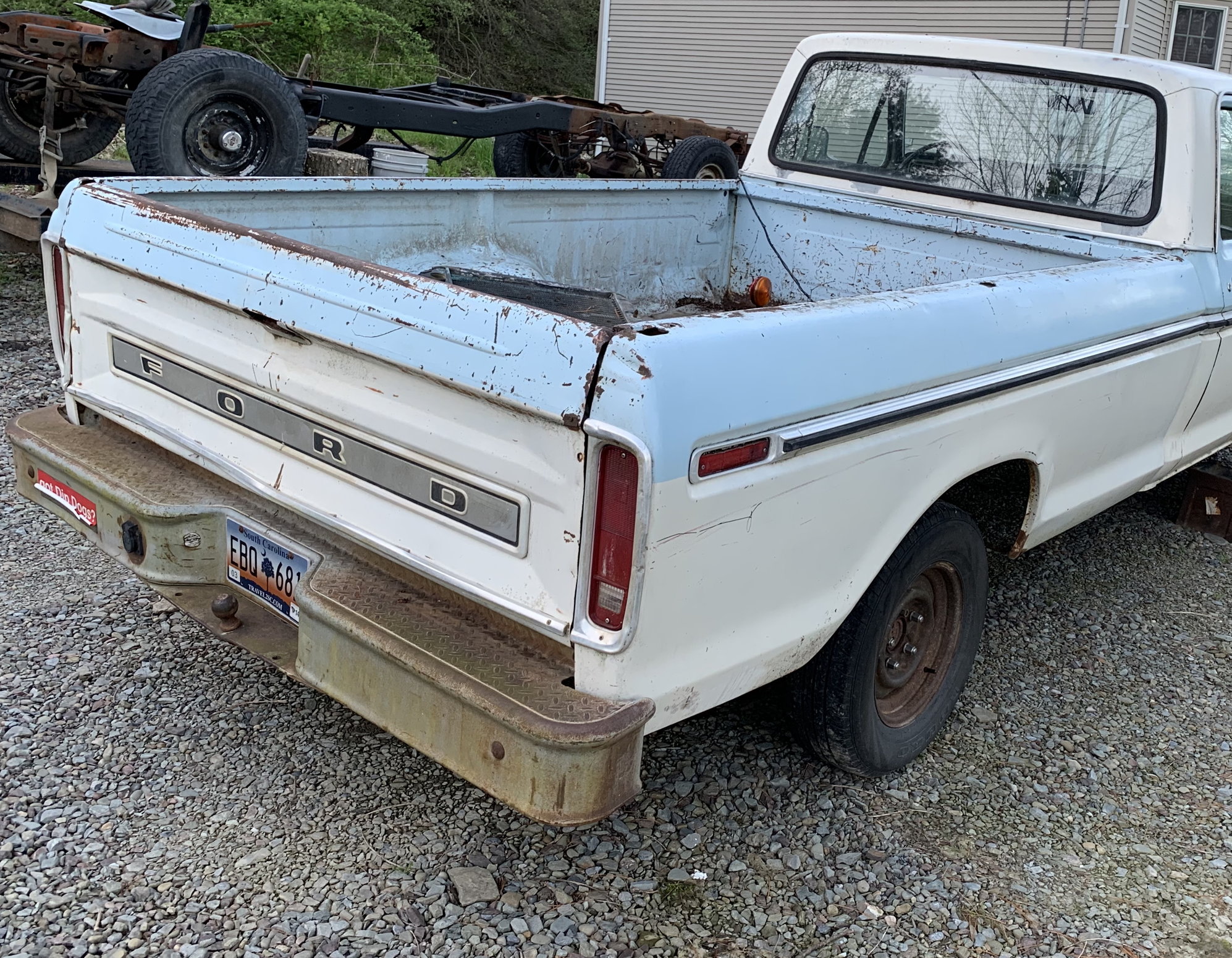 Exterior Body Parts - 73-79 F100-F350 Rust Free 8' Dual Tank Bed Style Side Box in NY - Used - 1973 to 1979 Ford 1/2 Ton Pickup - Binghamton, NY 13904, United States