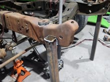 Front braces welded to the frame to make sure it remains level 