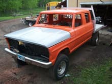 1970 ford 4wd crew with aluminum flat bed.