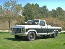 1978 F250 Ranger Lariet. Trailer Special. 460 with 4.10 gears.