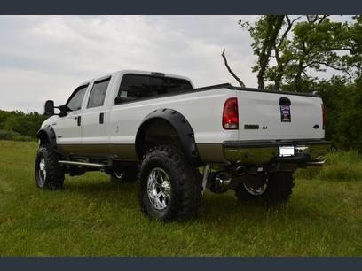 2006 Ford F-350 Super Duty - Lifted Ford F350 Lariat - Used - VIN 1FTWW31P26EC50471 - 122,650 Miles - 8 cyl - 4WD - Automatic - Truck - White - Falling Waters, WV 25419, United States