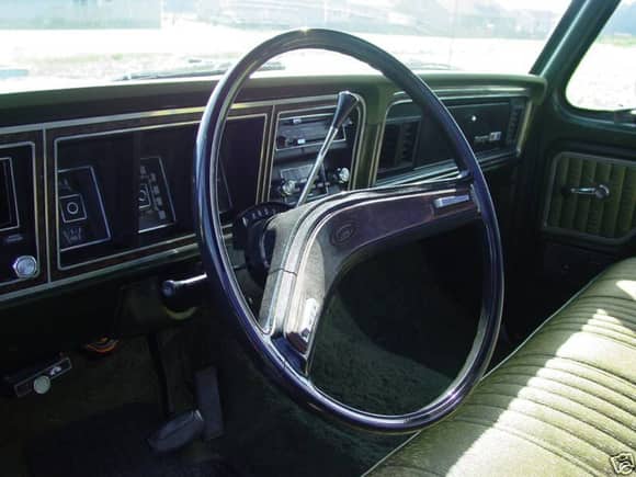 '76SCS, 460, Automatic.