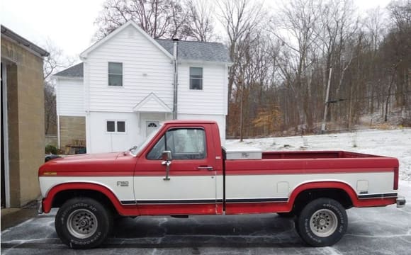 The 1986 Ford F-150 XLT Lariat